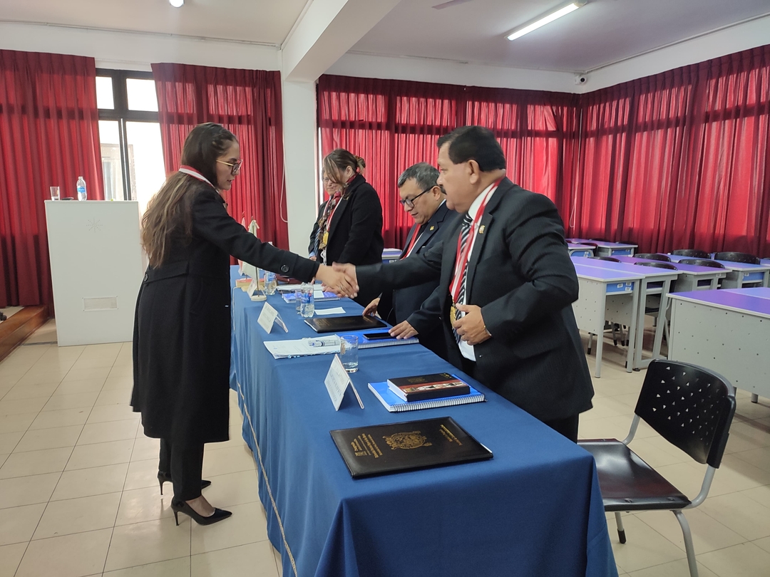 Nataly Rojas obtuvo su grado de magíster con investigación sobre competencias laborales del trabajador social en la minera Chinalco  