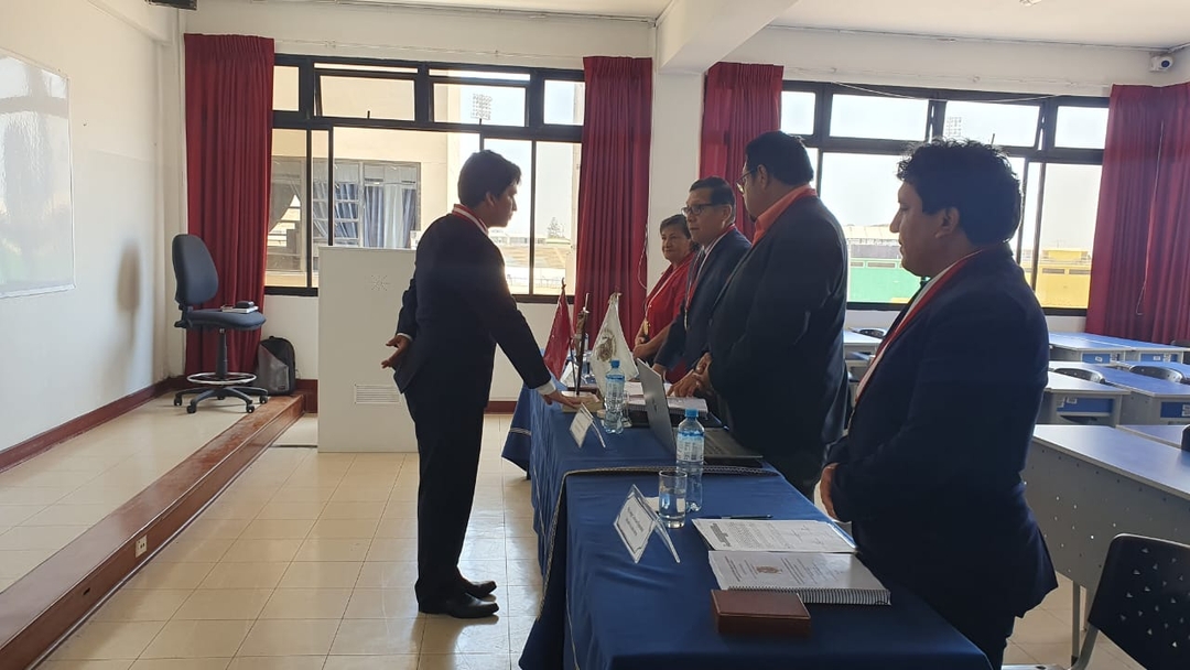 Dante Roggero se gradúa de Magíster en Gestión Pública con investigación sobre la innovación pública en el Perú